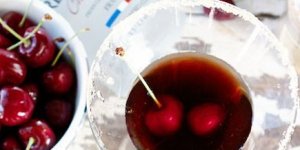 Вишневый новогодний коктейль Вишневый коктейль